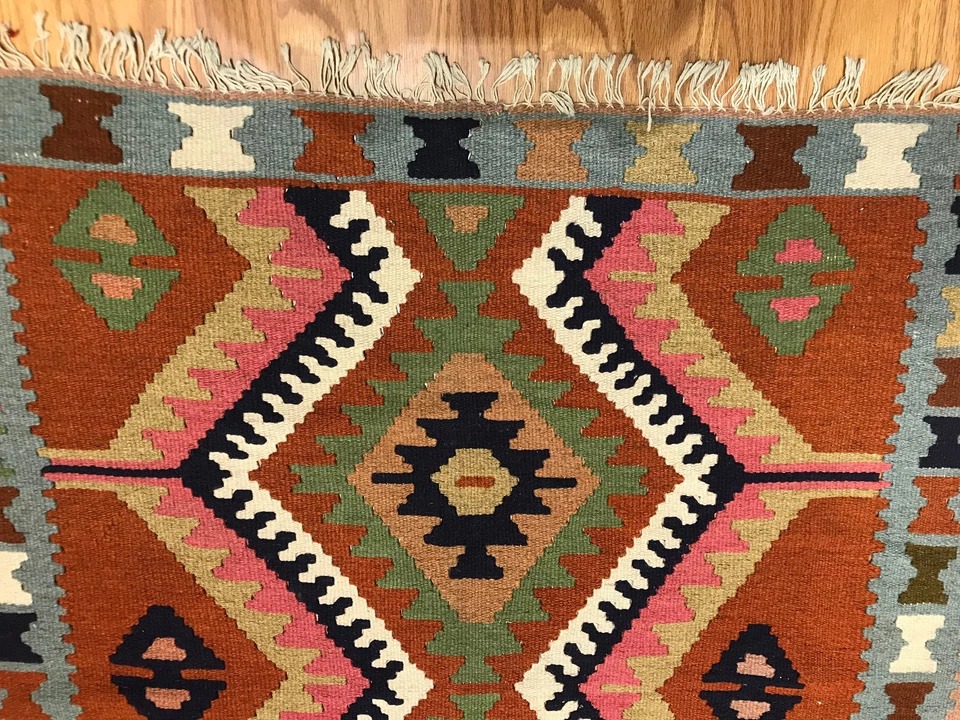 3.4 x 5.2 Kilim 100% Wool Hand Knotted Area Rug