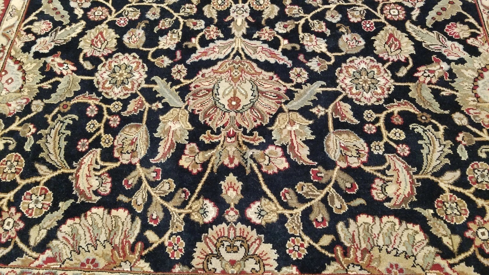 8 x 10 Black & Red Indo Agra Hand Knotted Oriental Wool Carpet