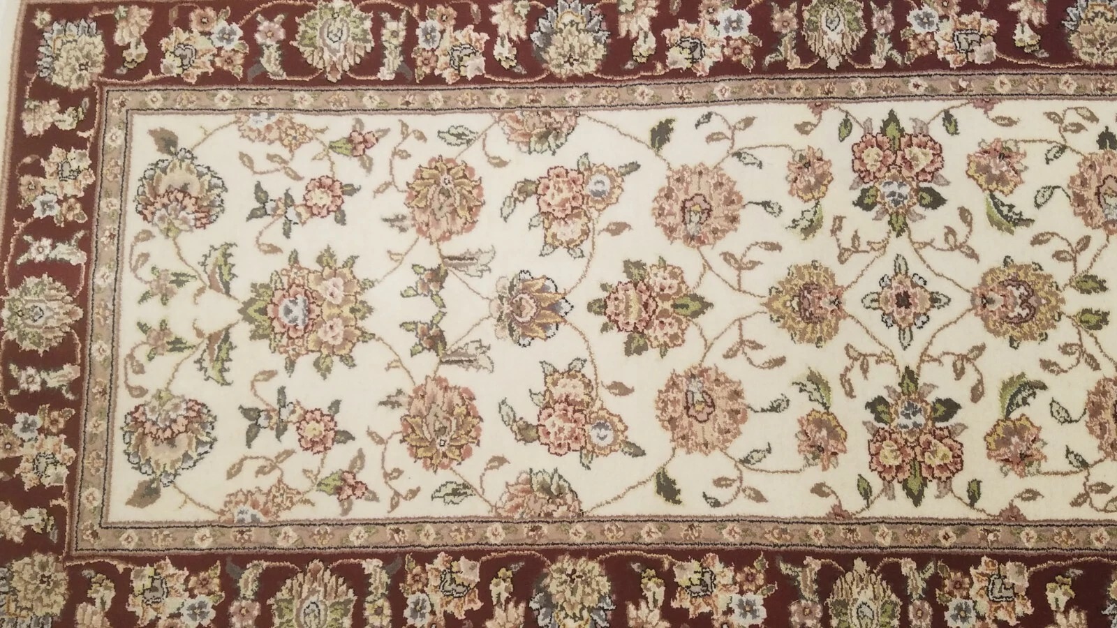 2.5 x 8 Ivory & Red Fine Quality Wool & Silk Hand Knotted Oriental Rug