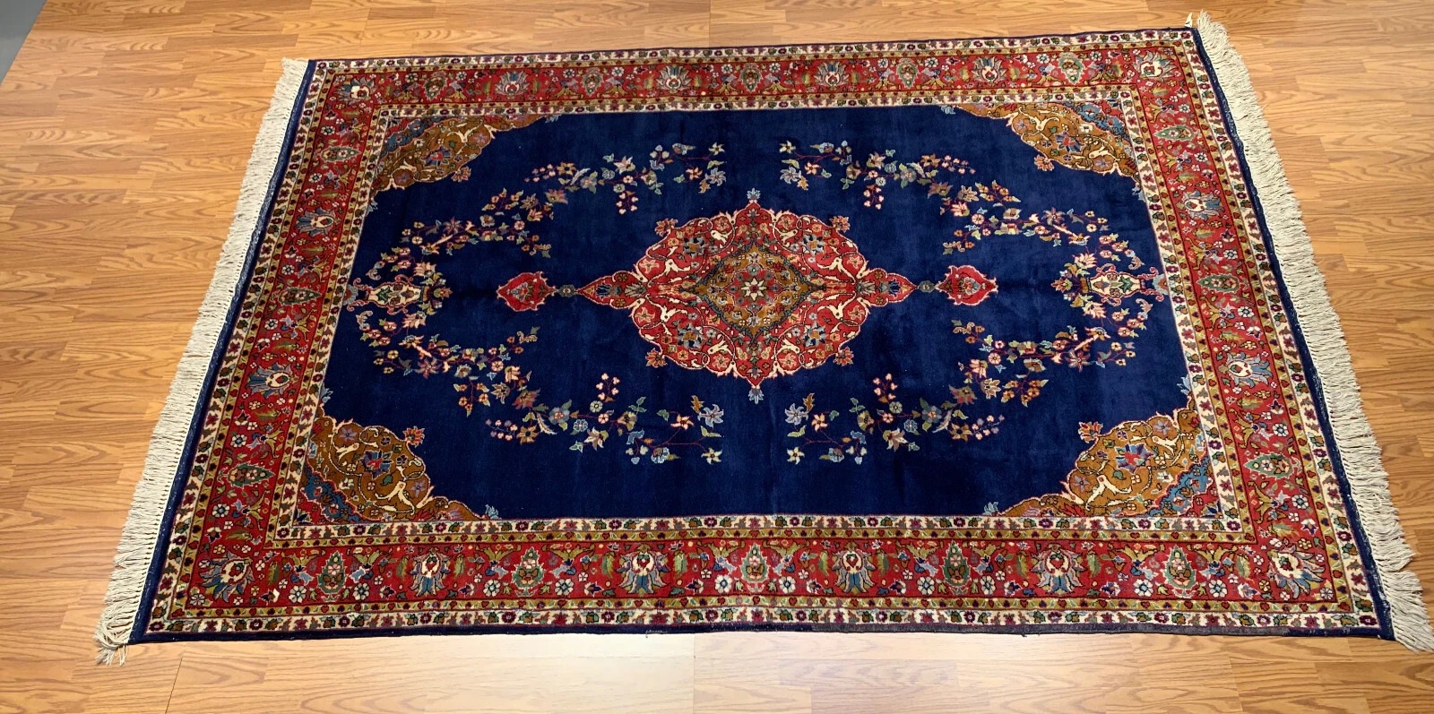 7 x 9.10 Vintage Hand Knotted 100% Wool Vegetable Dye Area Rug
