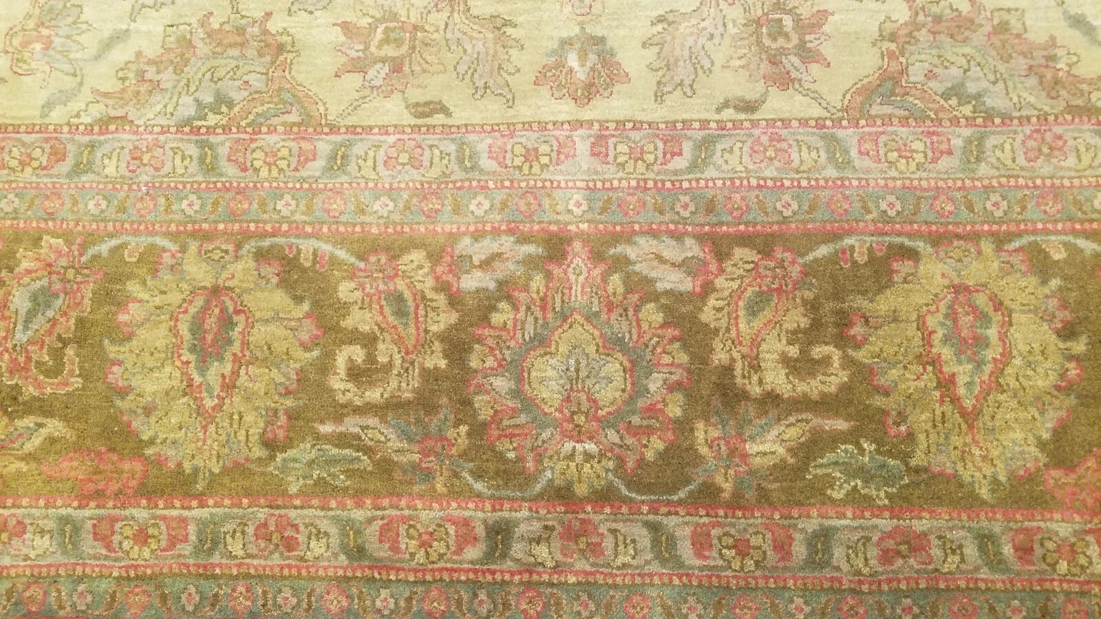 9 x 12 Beige & Olive Indo Agra All-Over Wool Hand-Knotted Oriental Rug