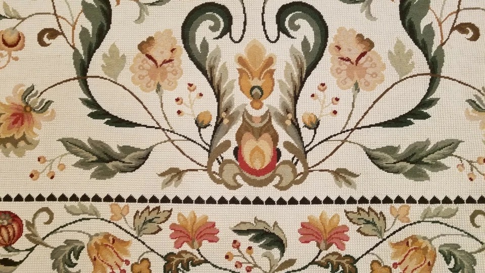 6 x 9 Hand woven French Aubusson Portuguese Needle point 100% wool Area rug