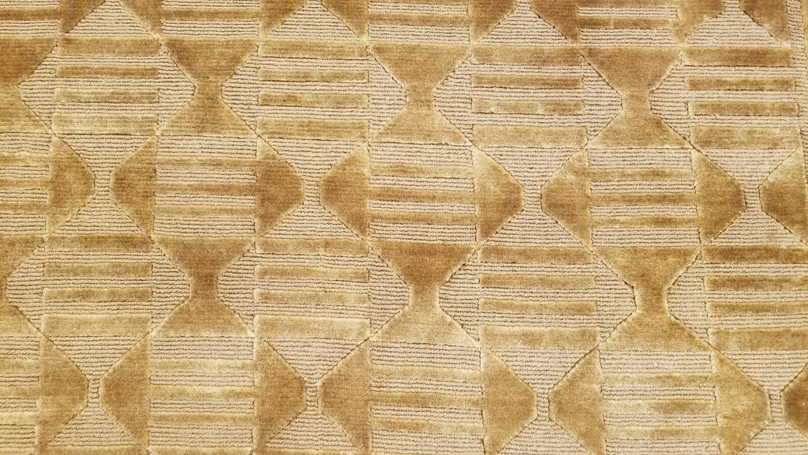6 x 9 Brown & Gold Modern Hand Knotted Wool Nepal rug