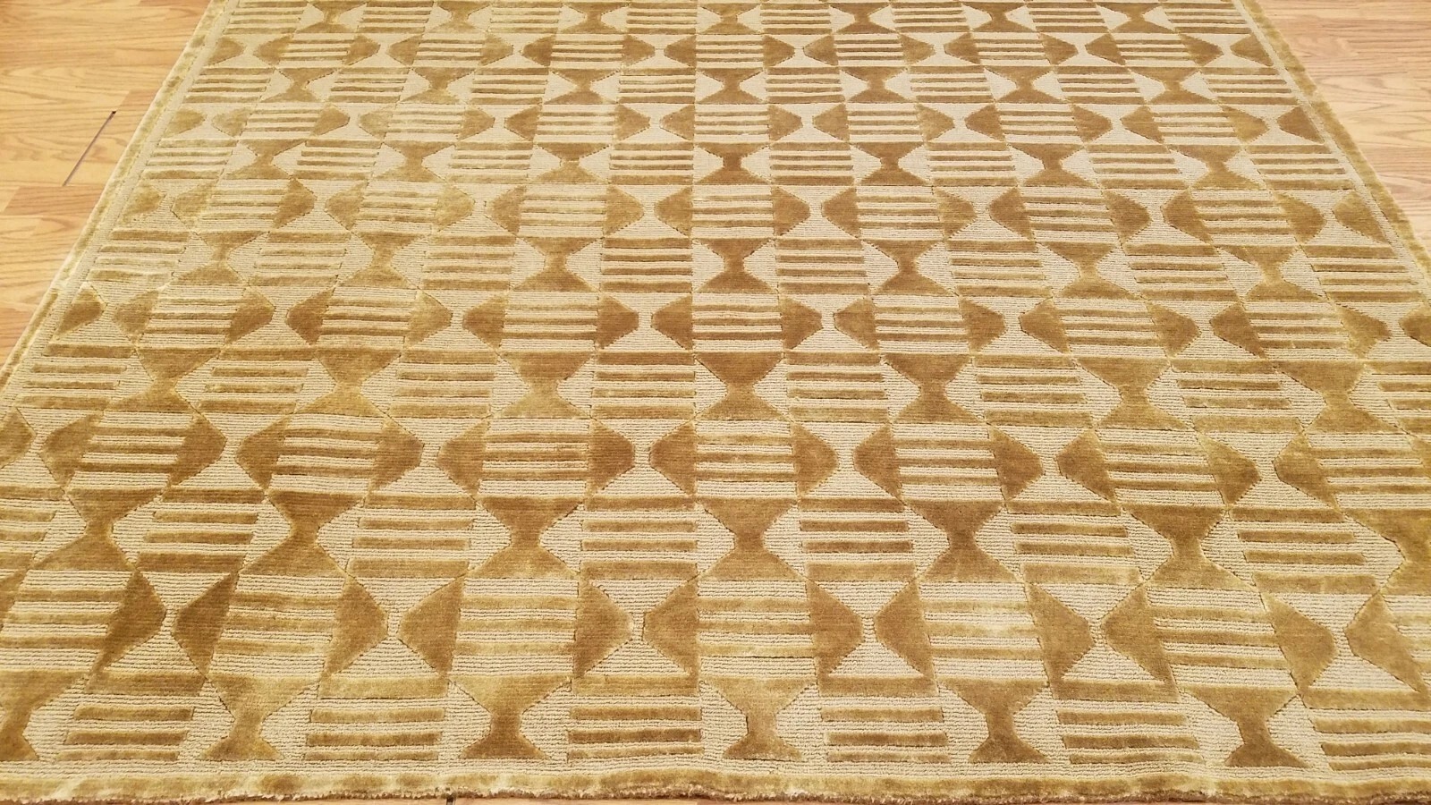 6 x 9 Brown & Gold Modern Hand Knotted Wool Nepal rug
