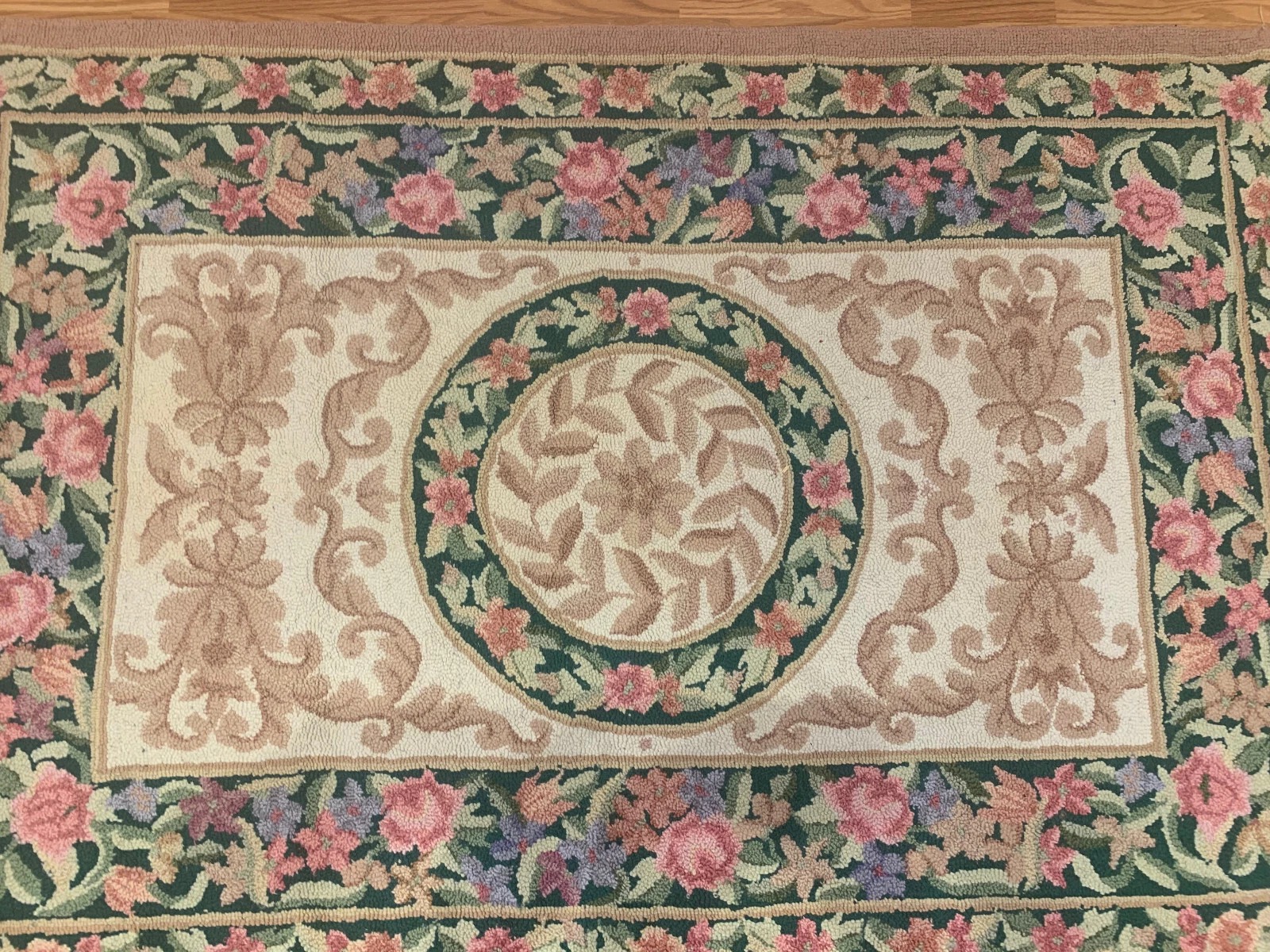 4 x 6 Hand Hooked 100% Wool Hook Rug