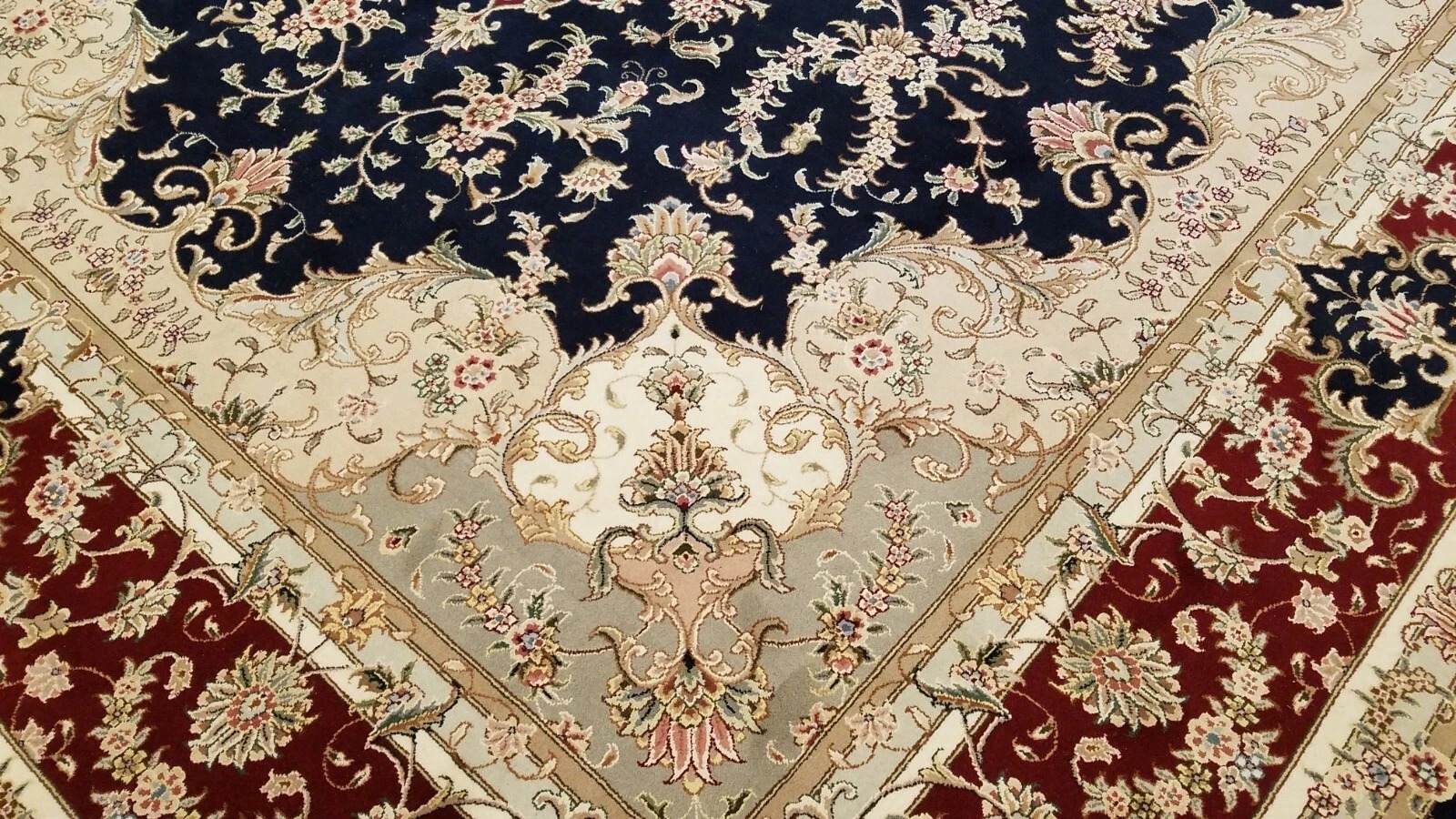 9' x 12' Hand Knotted 280 KPSI Masterpiece Wool & Silk Oriental Area Rug