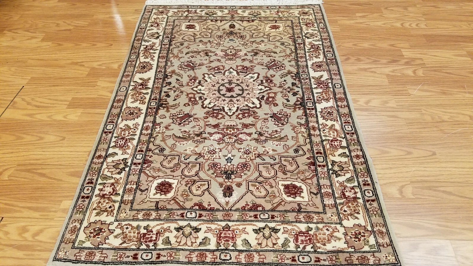 3 x 5 L. Green & Ivory Wool & Silk Hand Knotted Area rug EB234994679225 Montaage
