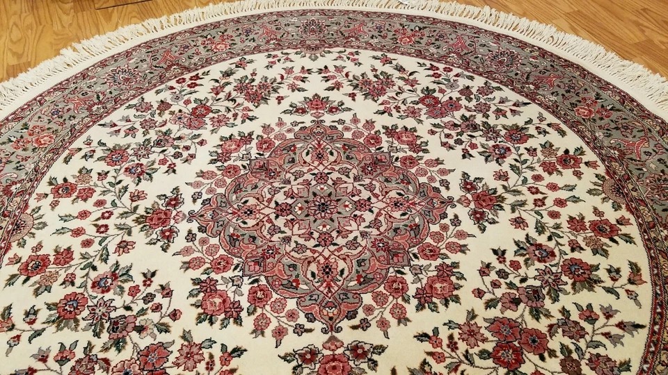 6 x 6 Round Ivory Wool & Silk Hand Knotted Area rug