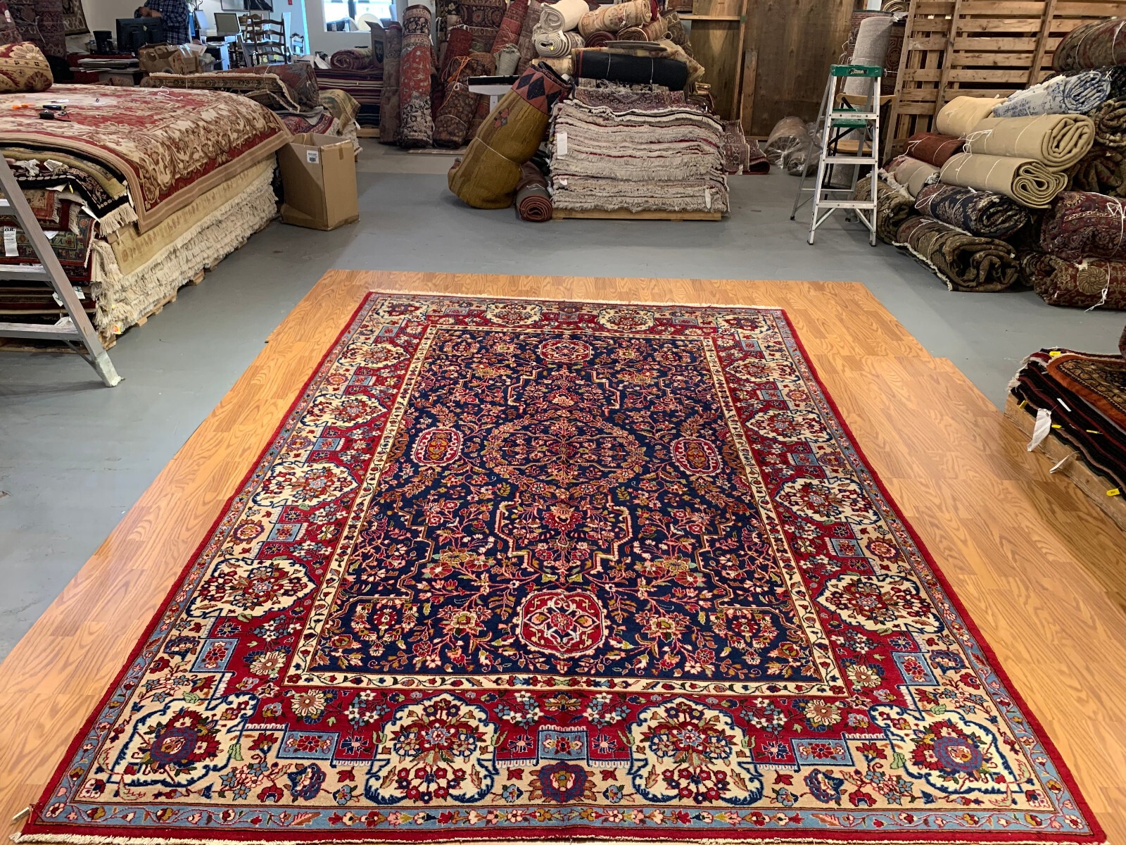7.9 x 12 Vintage 100% Wool Hand Knotted Area Rug
