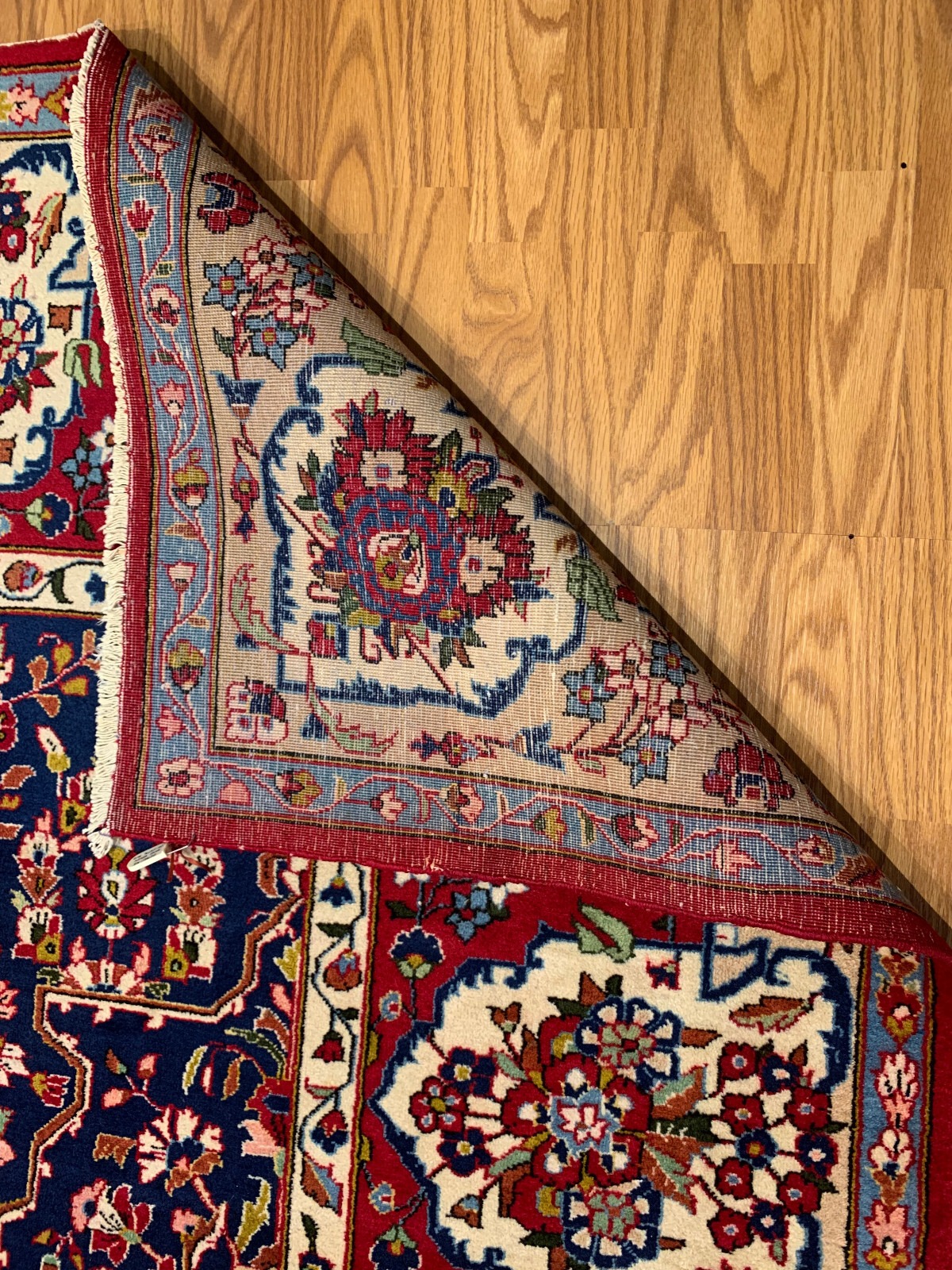 7.9 x 12 Vintage 100% Wool Hand Knotted Area Rug