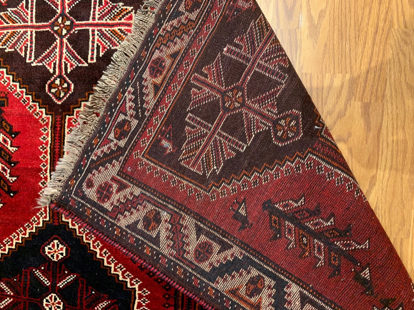 5.6 x 8.3 Vintage Tribal Red Rose 100% Wool Hand Made Rug Vegetable Dye