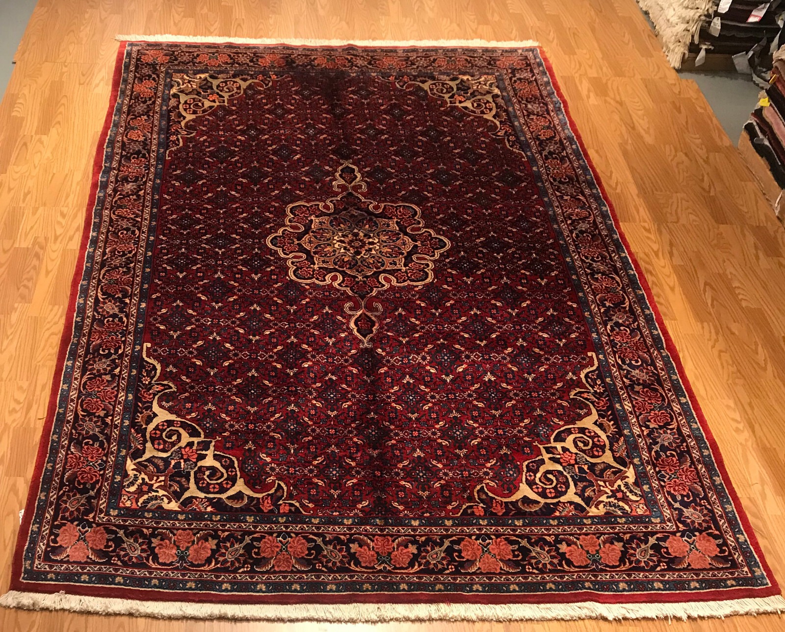 7.5 x 11 Vintage 100% Wool Hand Knotted Area Rug