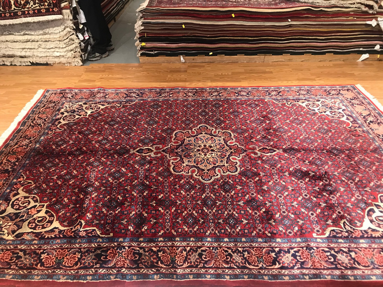 7.5 x 11 Vintage 100% Wool Hand Knotted Area Rug