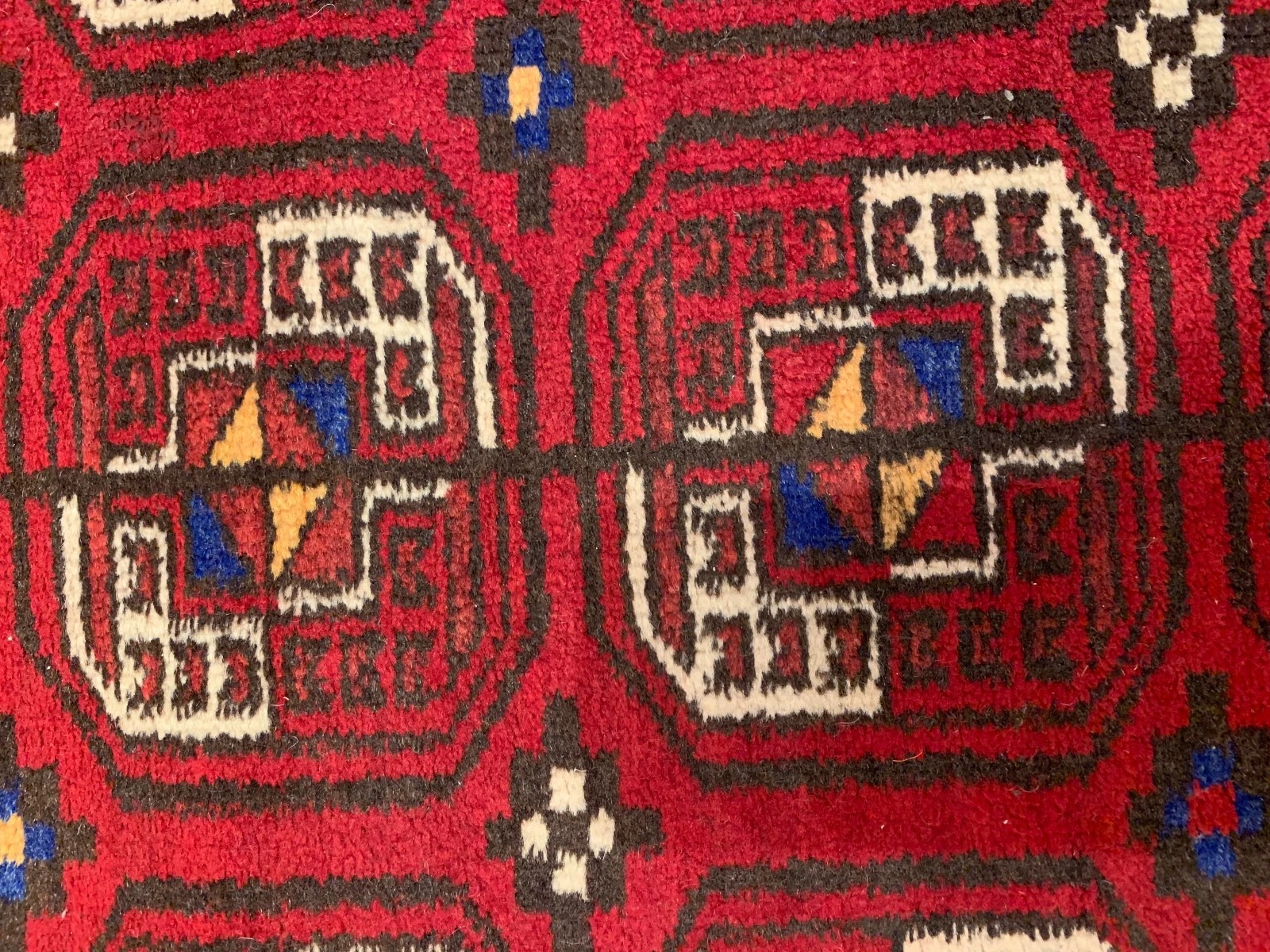 4 x 7.7 ft Vintage Tribal Red 100% Wool Vegetable Dye Rug