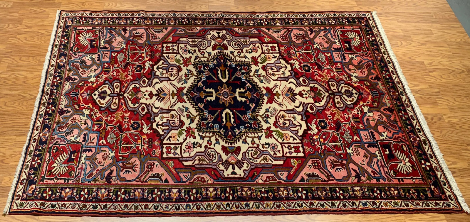 5.7 x 9.11 Vintage Hand Knotted 100% Wool Vegetable Dye Area Rug