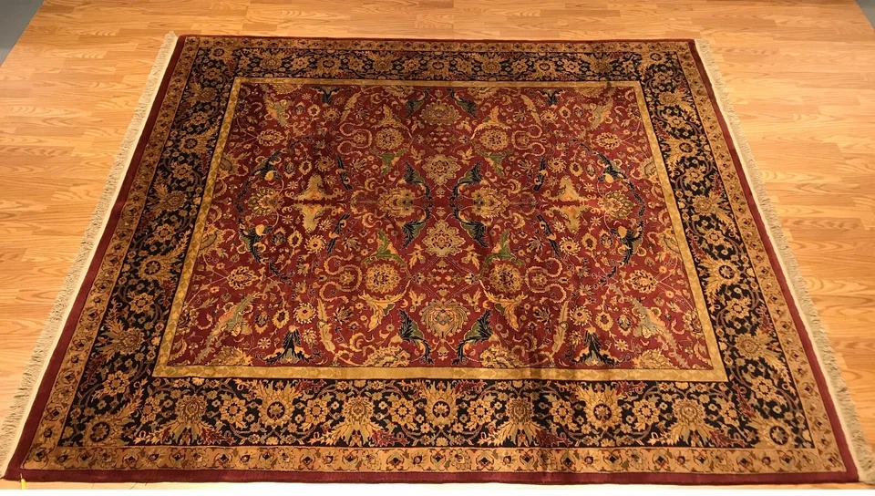 8 X 10 Hand Knotted 100% Wool Area Rug