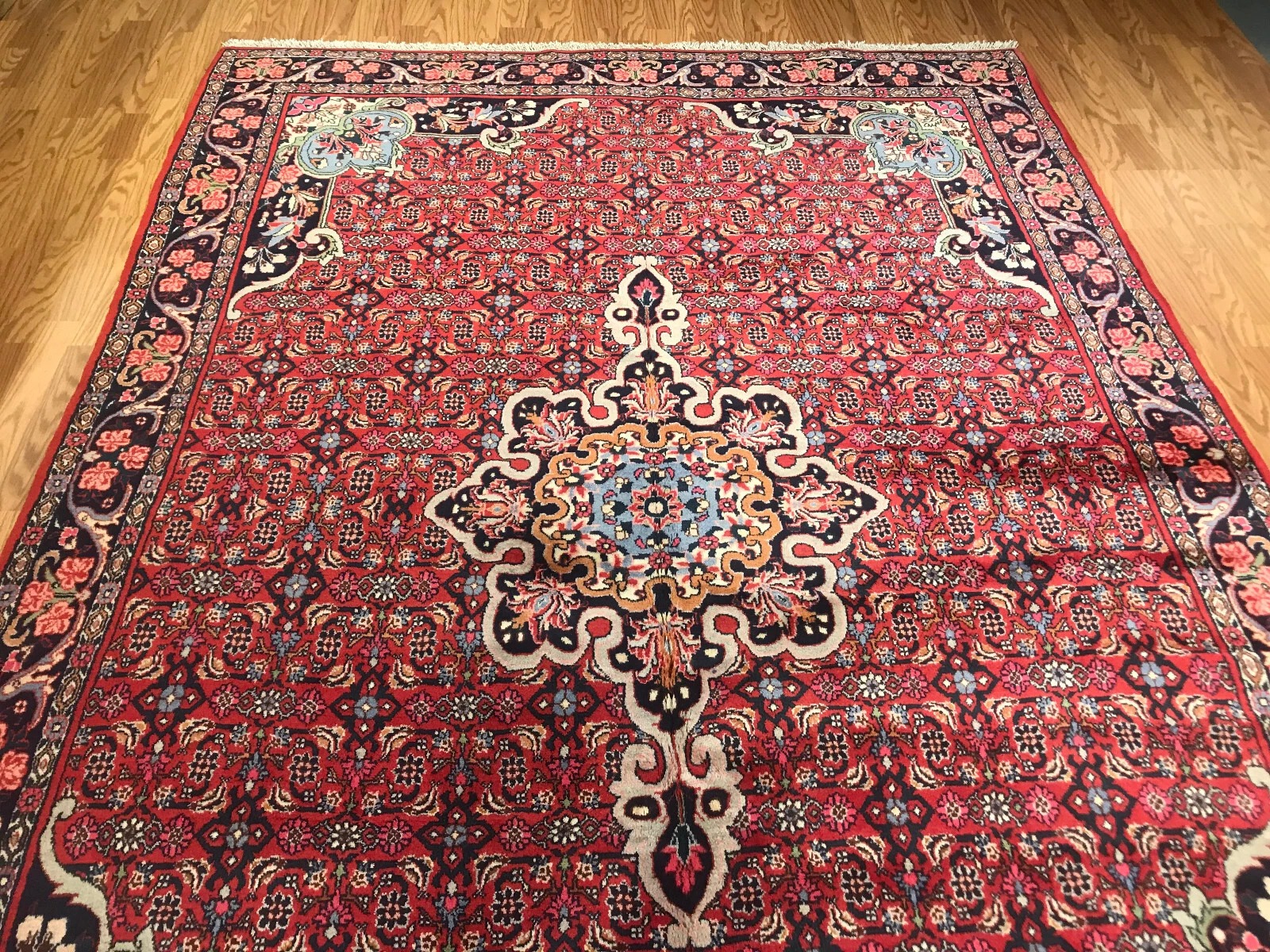 7.1 x 10.5 Vintage 100% Wool Hand Knotted Area Rug