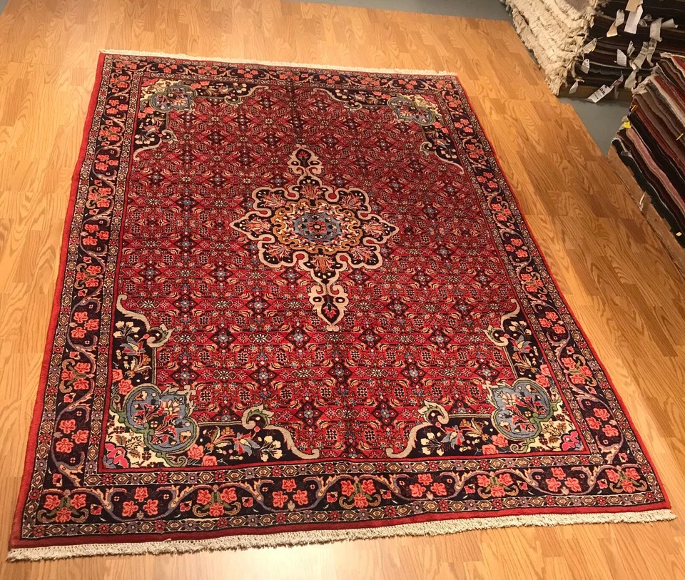 7.1 x 10.5 Vintage 100% Wool Hand Knotted Area Rug