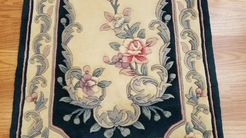 2.5 x 10 Ivory & Green Hand Woven French Aubusson 90L Wool