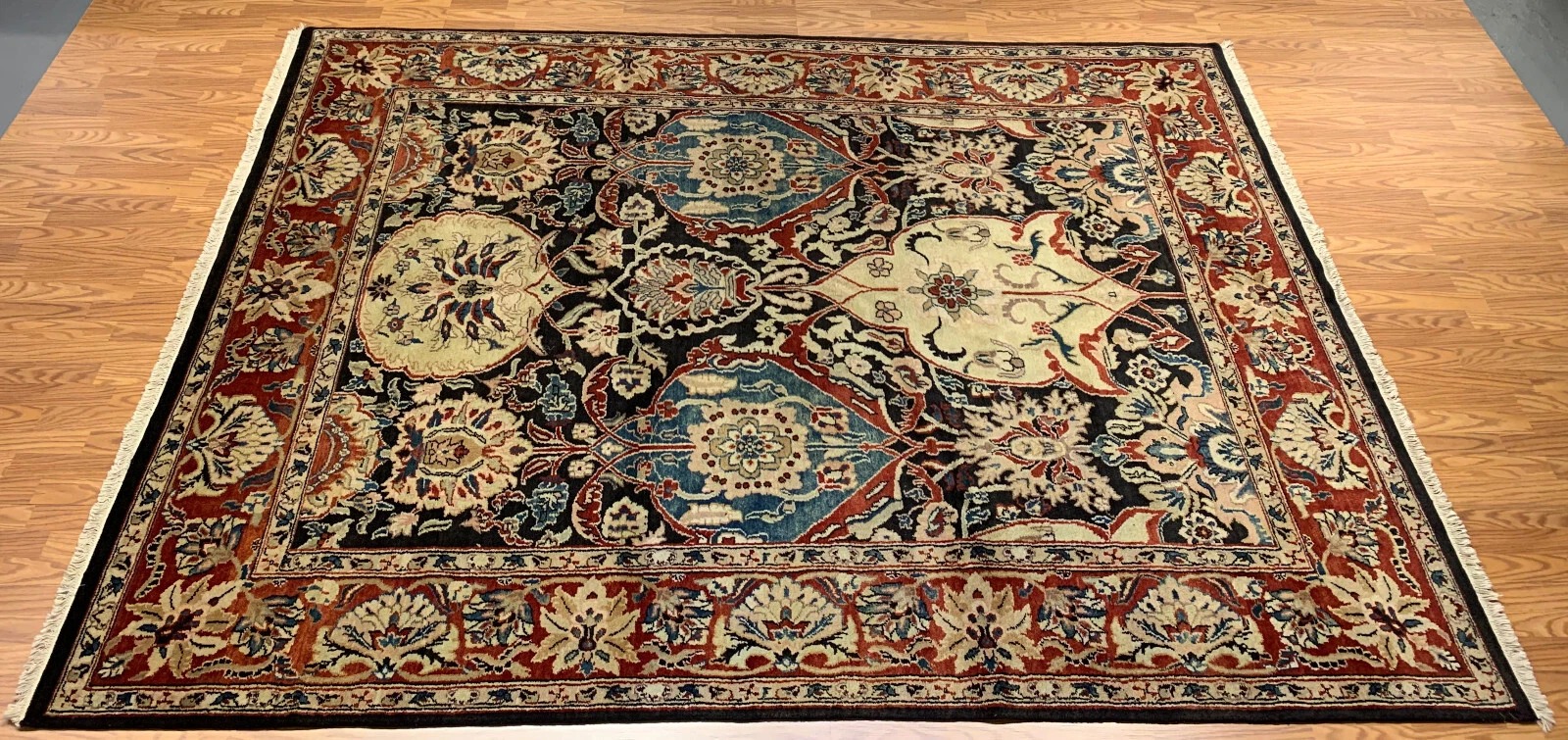 8 x 10 New Hand Knotted 100% Wool Area Rug