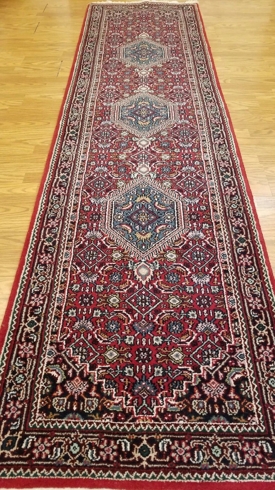 2.6 x 10 Red & Navy Indo Hand Knotted Wool Oriental rug