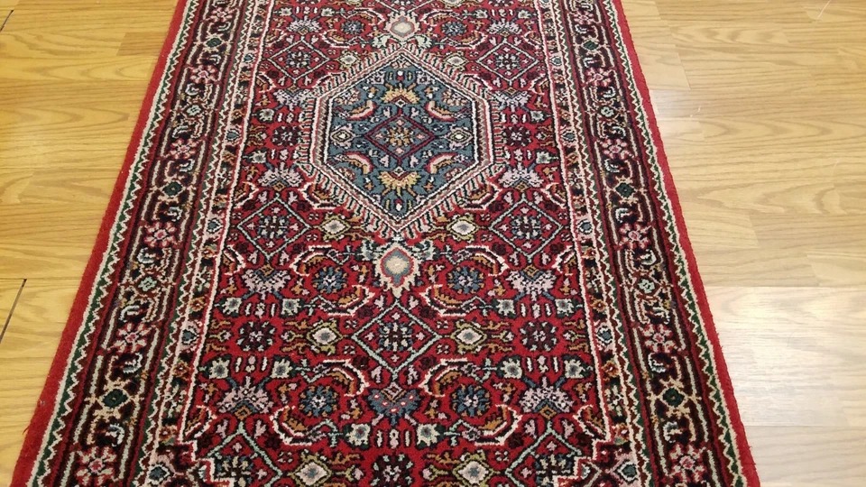 2.6 x 10 Red & Navy Indo Hand Knotted Wool Oriental rug