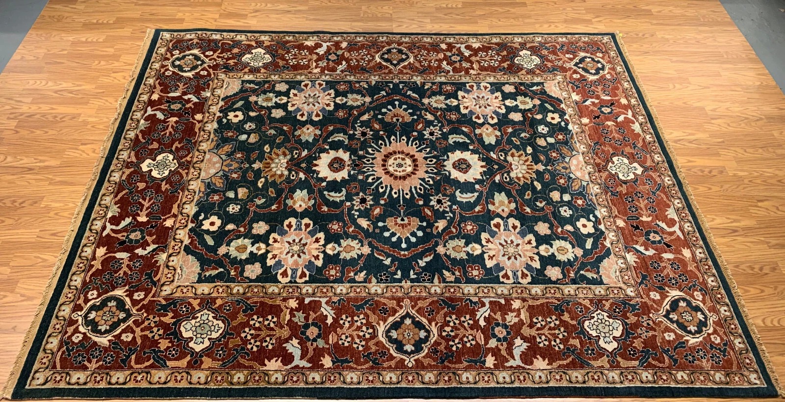 8 x 10 New Hand Knotted 100% Wool Area Rug
