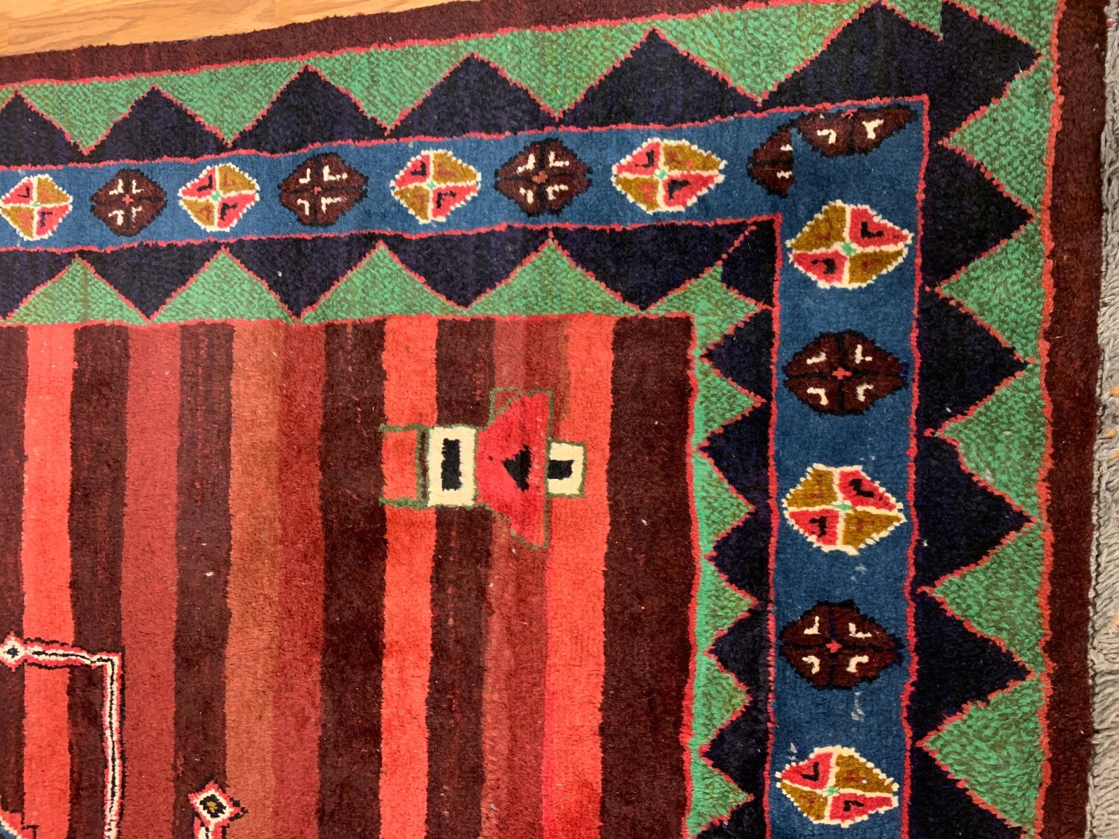 7.2 x 10.1 Vintage Hand Knotted 100% Wool Vegetable Dye Area Rug