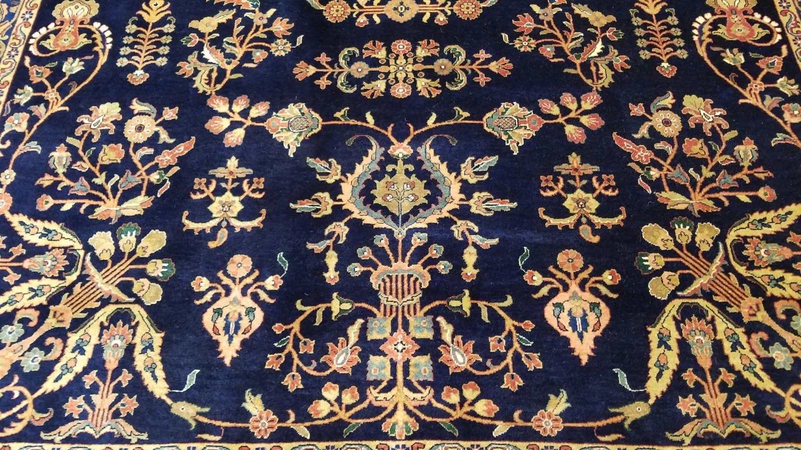 8 x 10 Stunning Beautiful fine Quality Indo Sarouk Hand Knotted Wool Rug