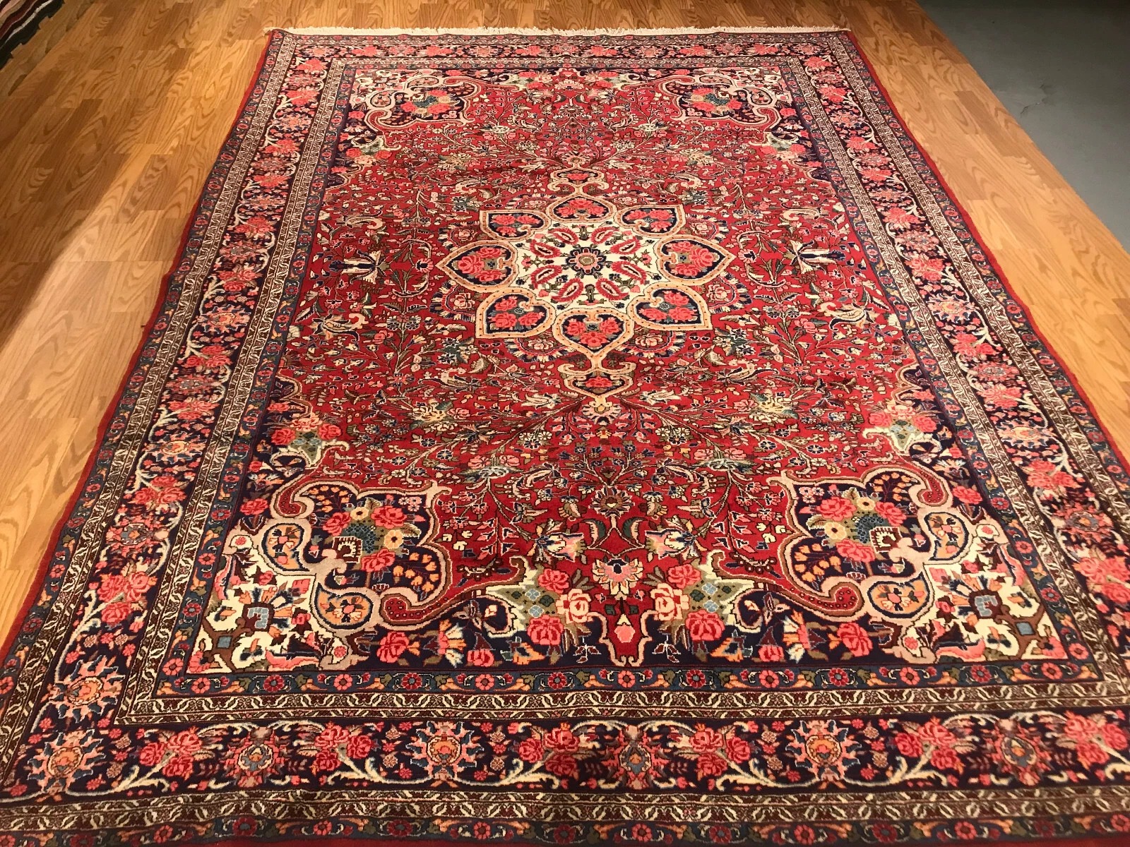 6.8 x 9.10 Vintage 100% Wool Hand Knotted Area Rug