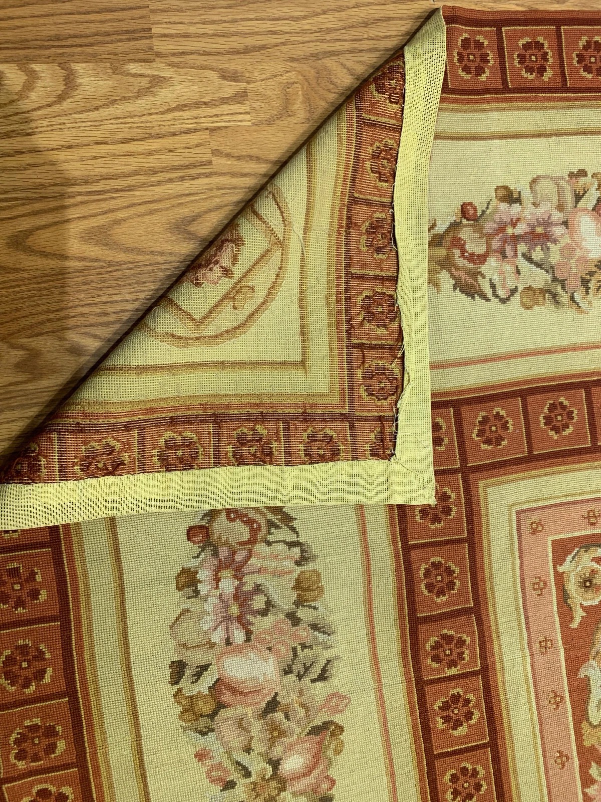 8 x 10 Needle Point 100% Wool Hand Knotted Area Rug