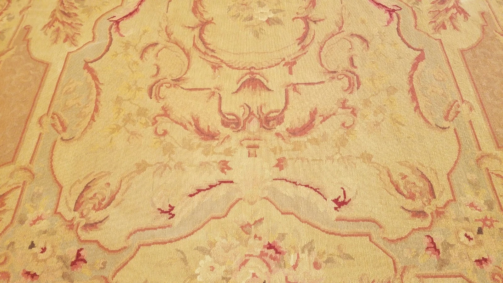 6 x 9 Hand woven French Aubusson Weave 100% wool Area rug