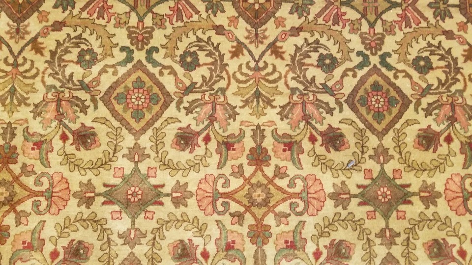 9 x 12 Ivory Top Quality Vegetable Dye Hand Knotted Wool Oriental Rug
