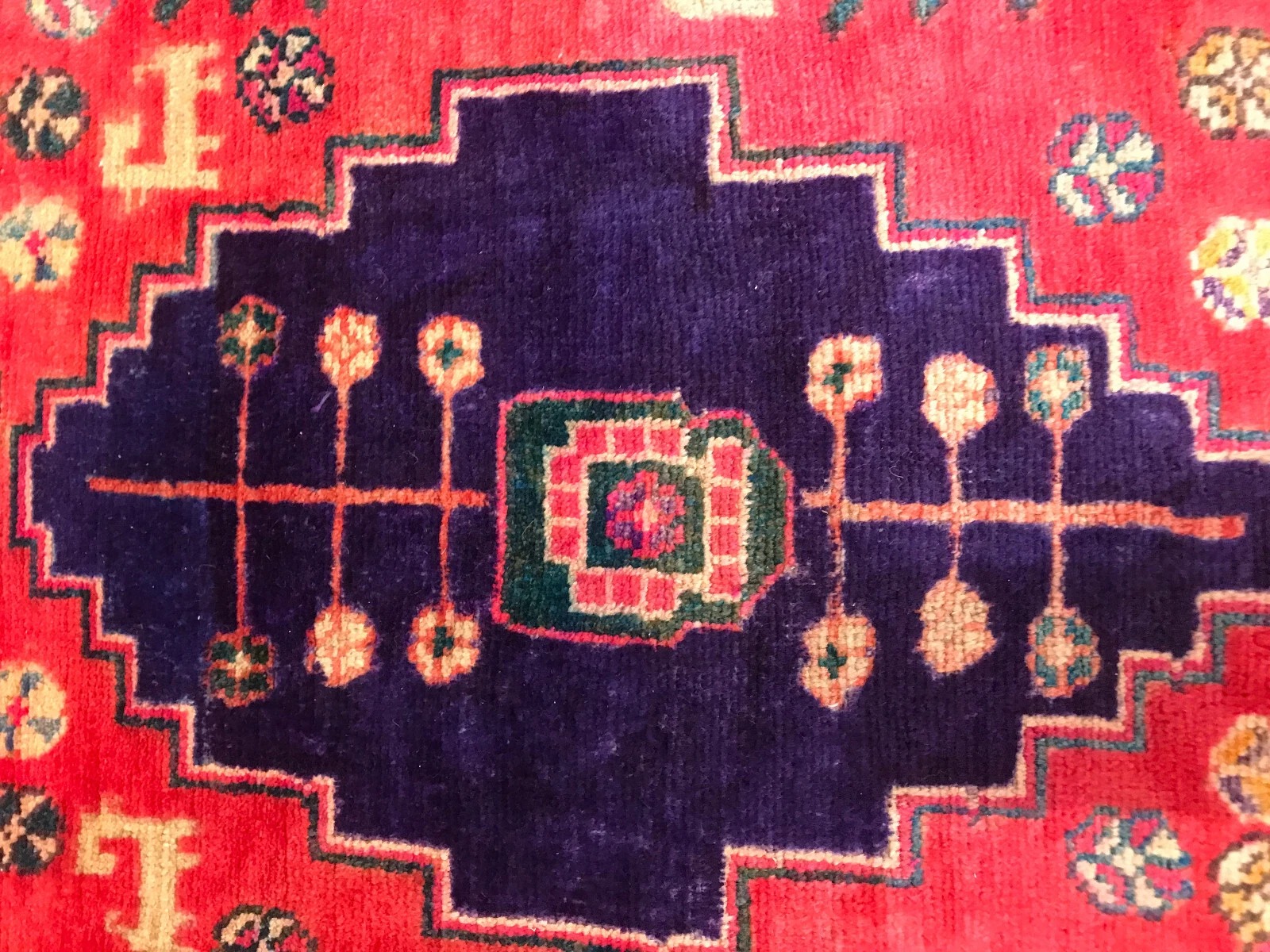 4.4 x 7 Vintage Tribal 100% Wool Hand Knotted Vegetable Dye Area Rug