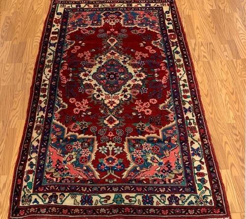 4.2 x 6.9 ft Vintage Tribal Floral Red 100% Wool Vegetable Dye Rug