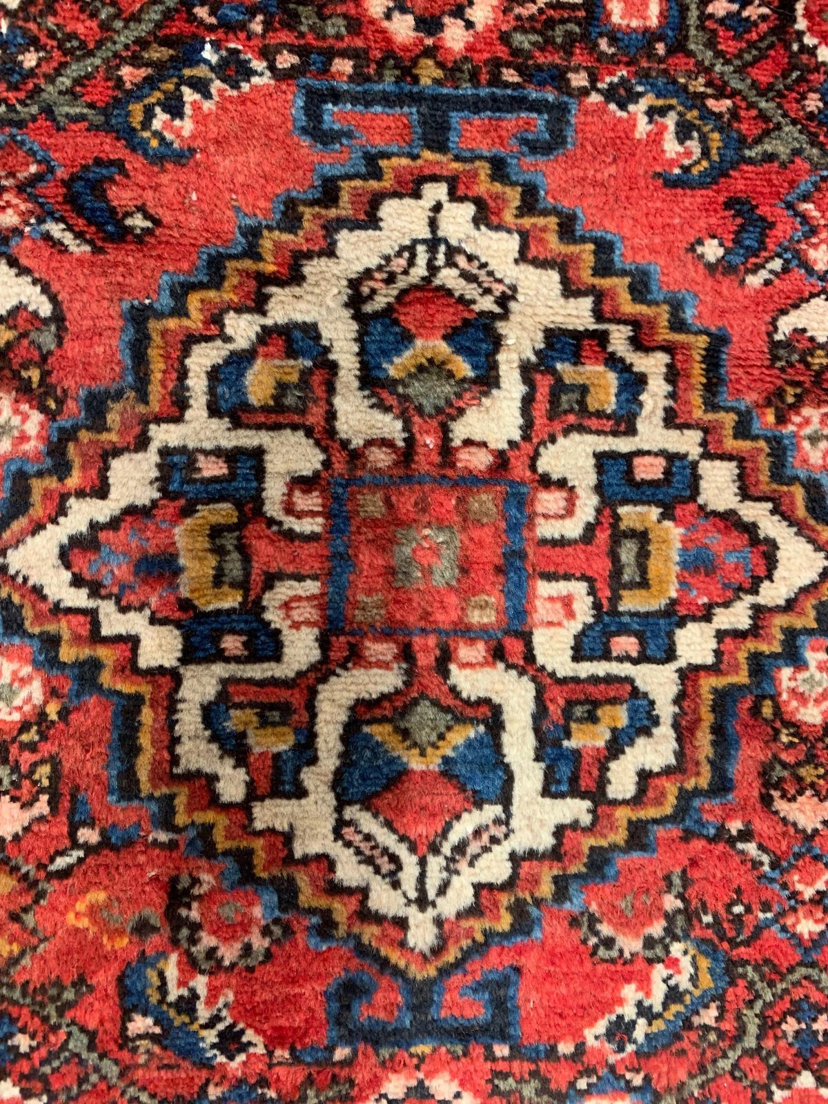 4.7 X 6.7 Vintage Tribal Coral Rose Hand Knotted 100% Wool Vegetable Dye Rug