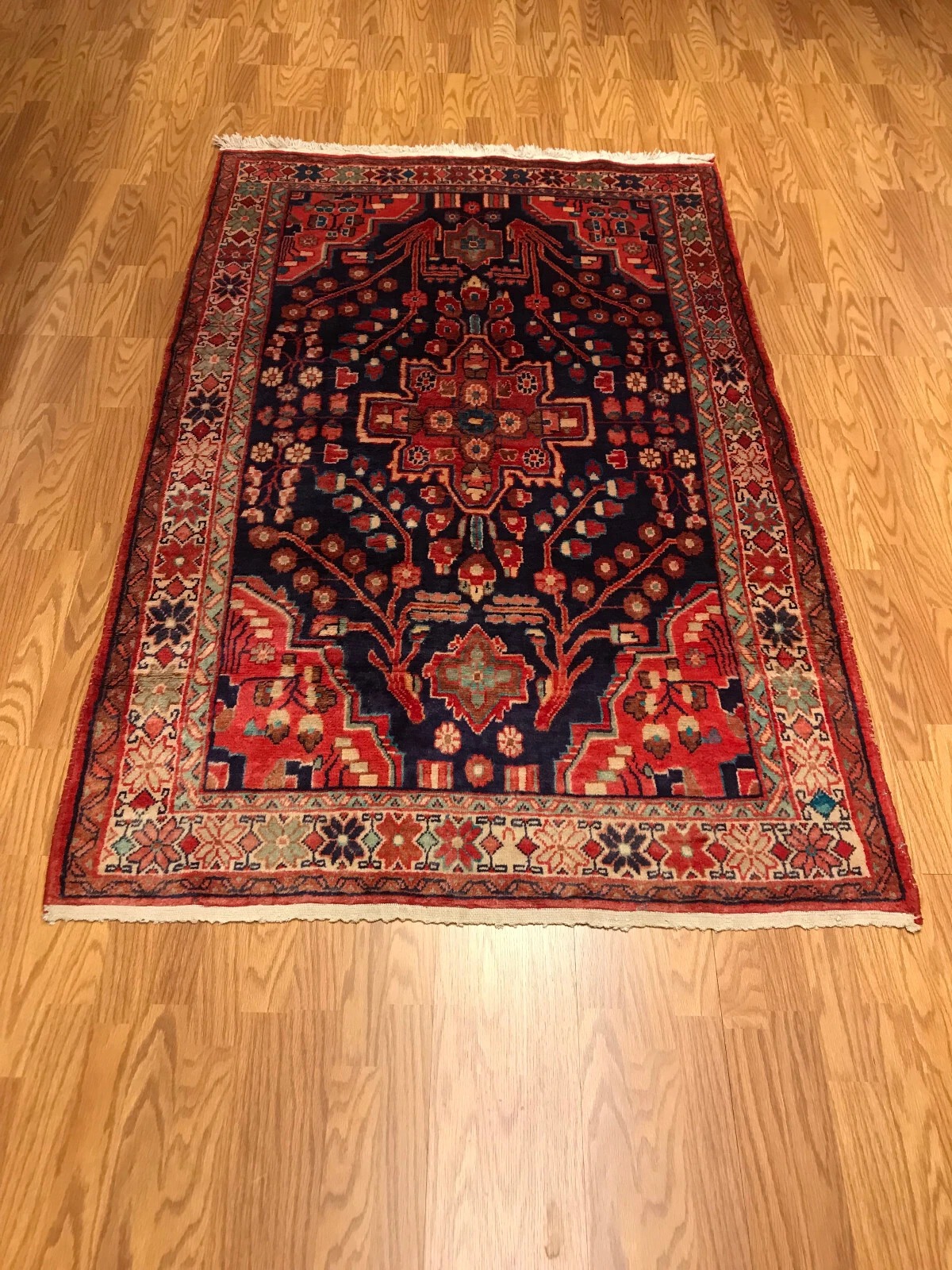 4.5 x6.10 Vintage Tribal 100% Wool Hand Knotted Vegetable Dye Area Rug EB234999965806 Montaage