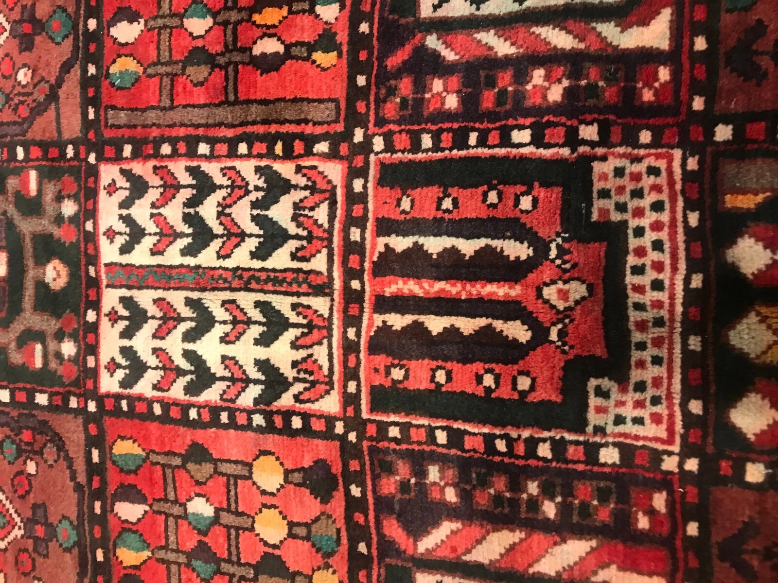 7.10x 9.10 Vintage 100% Wool Hand Knotted Area Rug