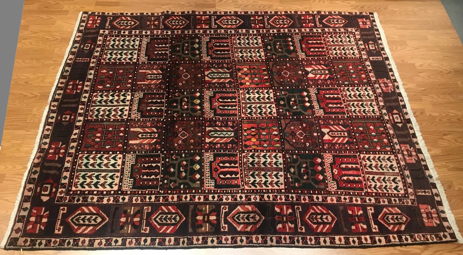7.10x 9.10 Vintage 100% Wool Hand Knotted Area Rug