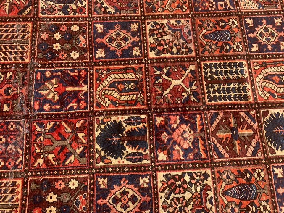 8.7 x 11.10 Semi Antique Baktiari Hand Knotted 100% Wool Rug