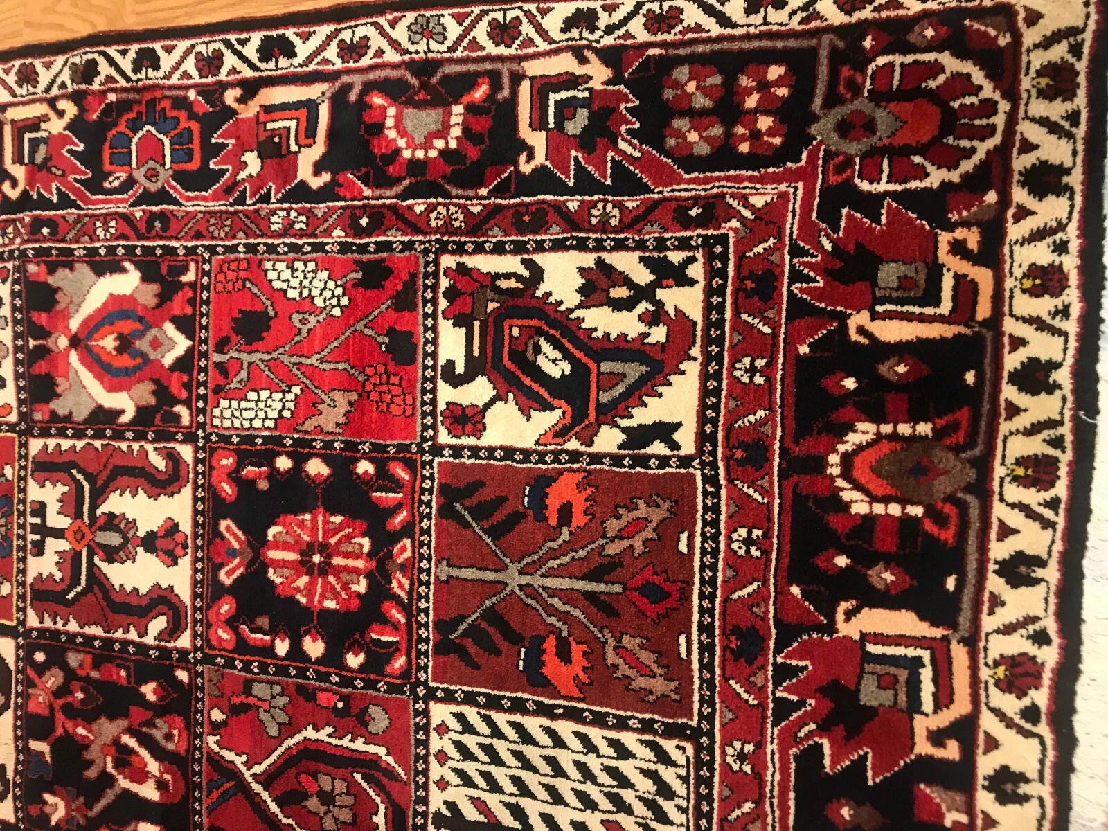 6.9 x 9.8 Vintage 100% Wool Hand Knotted Area Rug