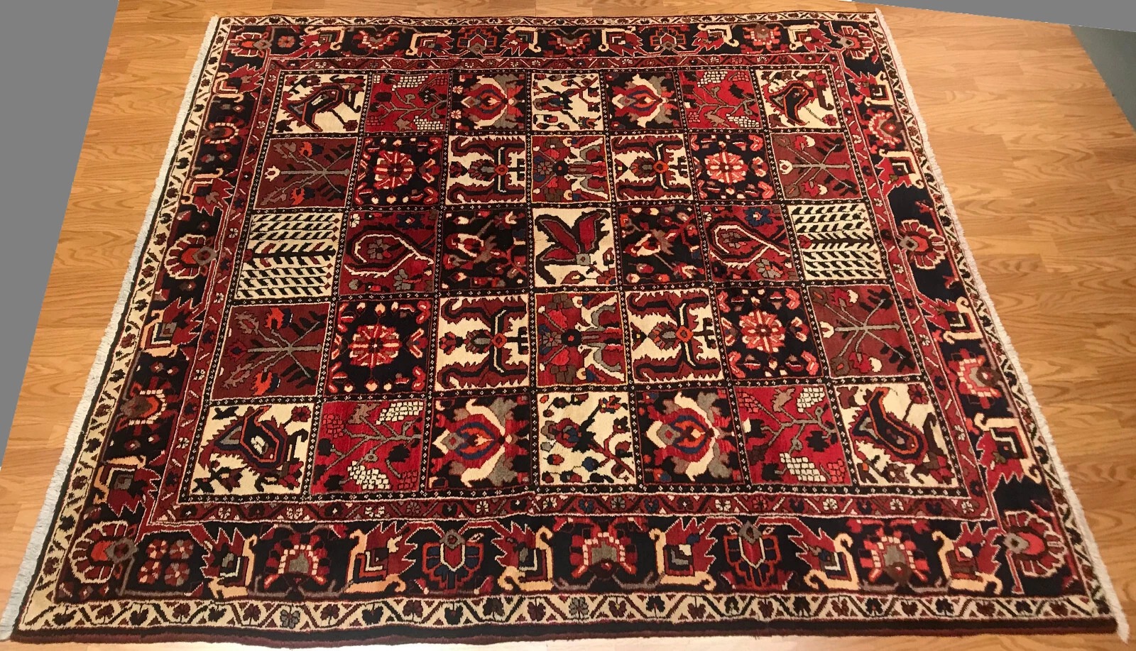 6.9 x 9.8 Vintage 100% Wool Hand Knotted Area Rug