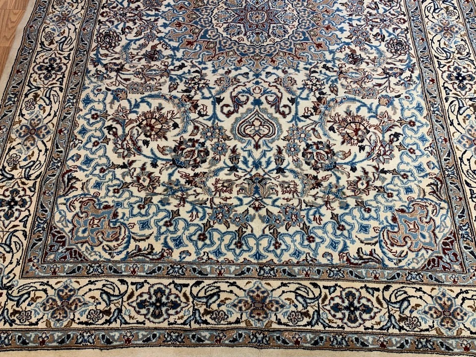 6.9 x 9.7 Vintage Hand Knotted 100% Wool Vegetable Dye Area Rug