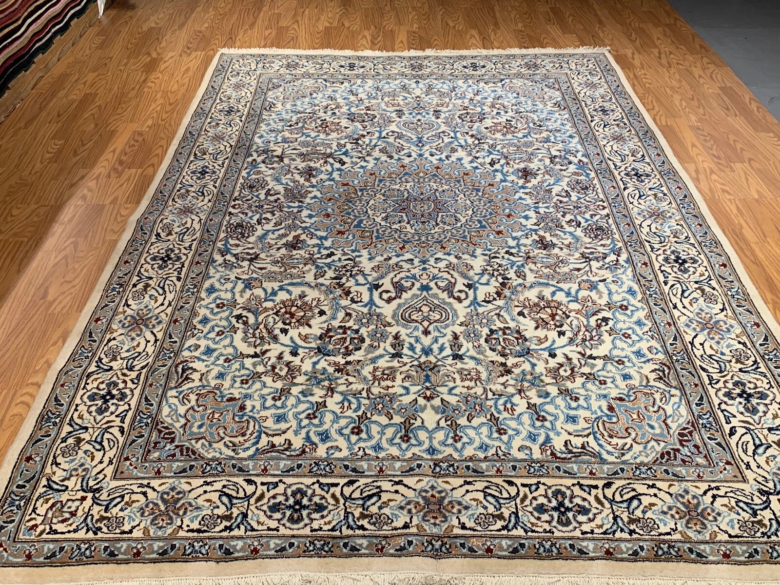 6.9 x 9.7 Vintage Hand Knotted 100% Wool Vegetable Dye Area Rug