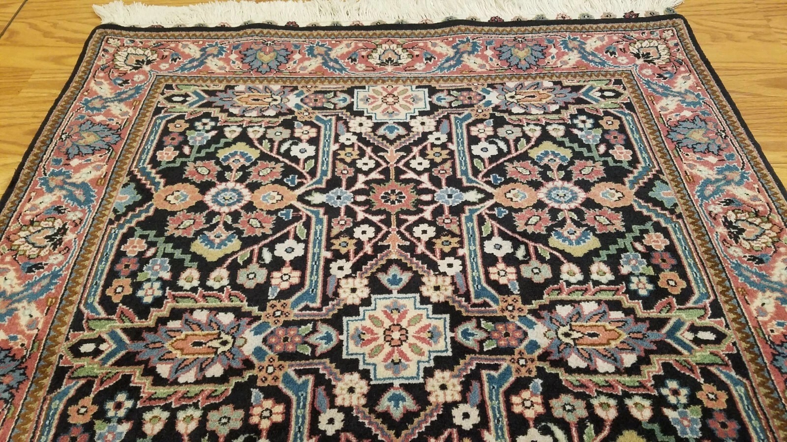 3 x 5 Fine Black Indo Farahan Hand Knotted Wool Rug