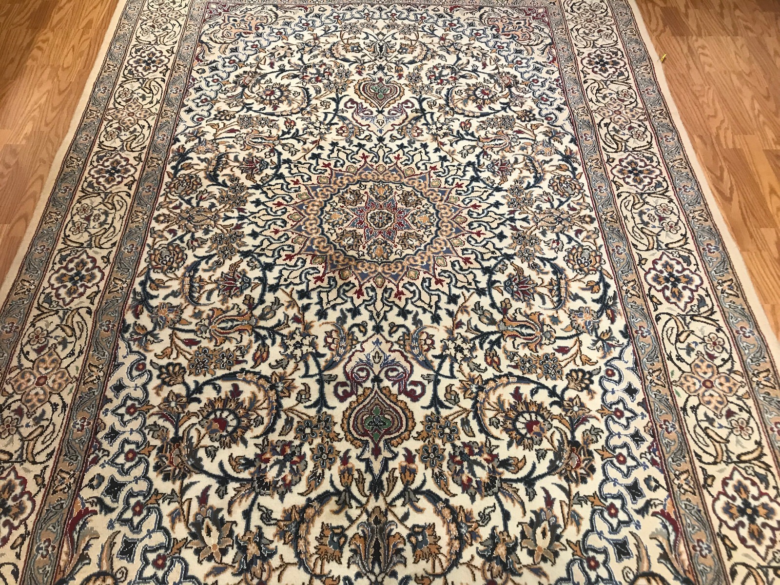 6.7 x 9.10 Vintage 100% Wool Hand Knotted Area Rug