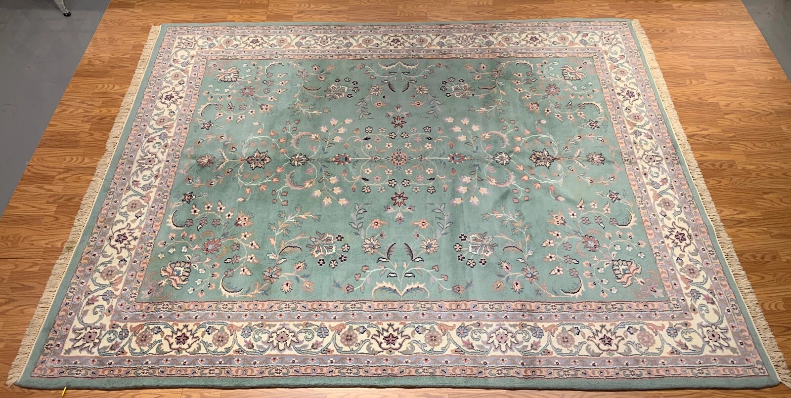 9 x 12 Hand Knotted 100% Wool Area Rug