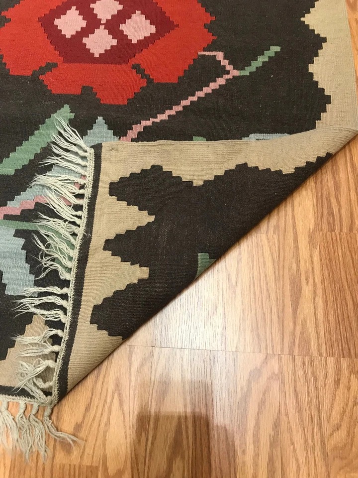 2.8 x 3.8 Kilim 100% Wool Hand Knotted Area Rug