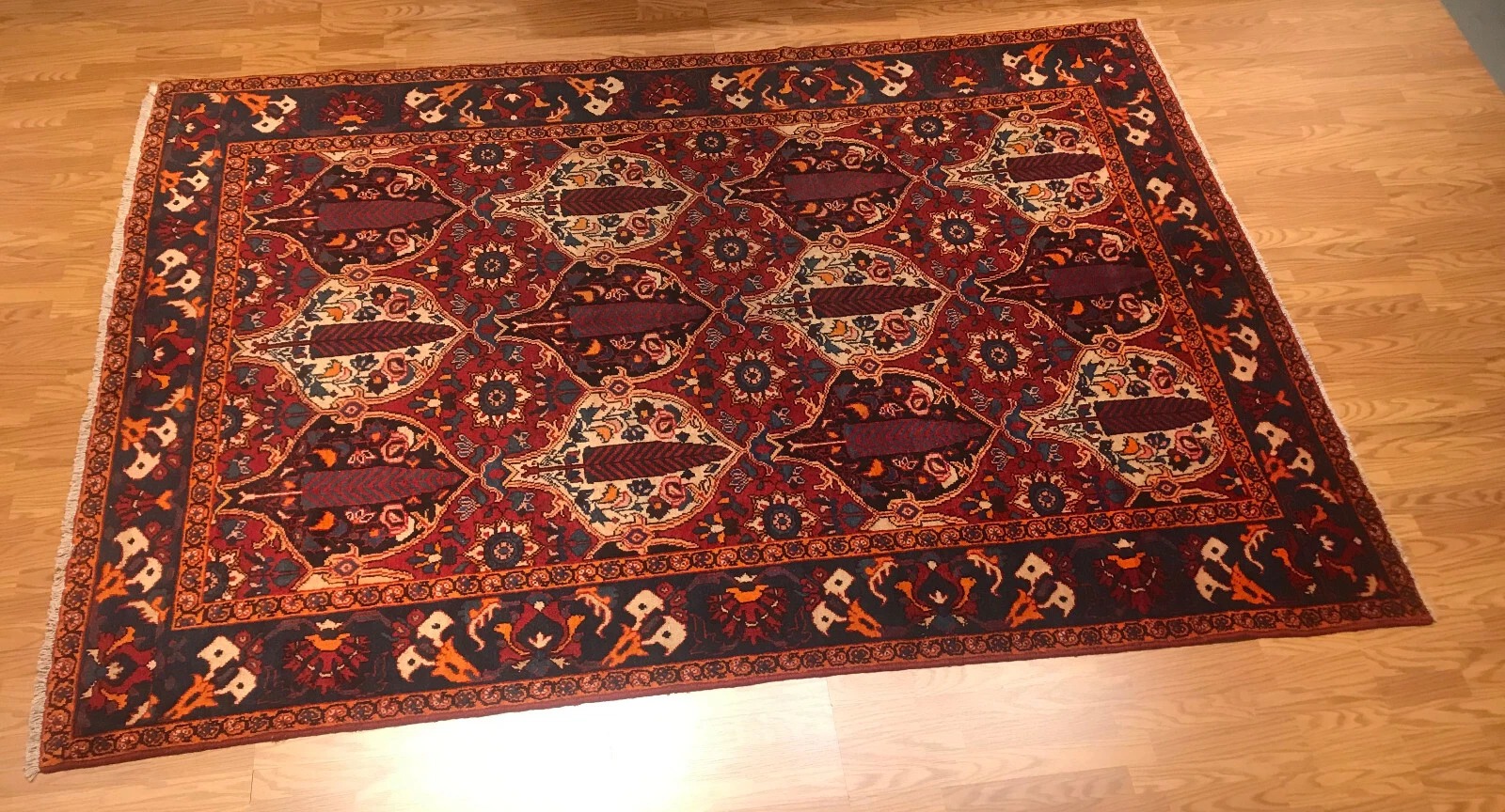 6.10 x 10. 1Vintage 100% Wool Hand Knotted Area Rug