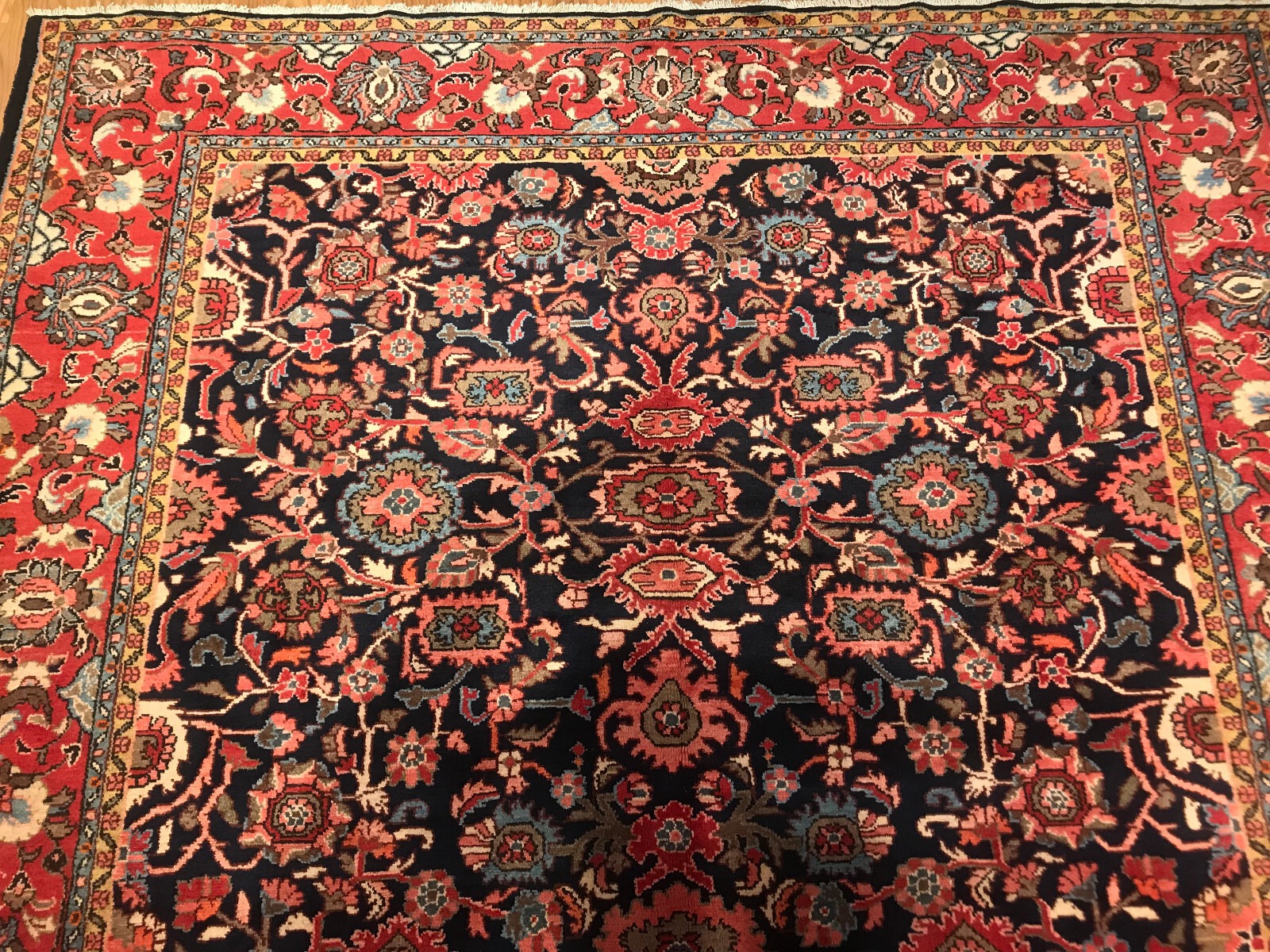 7.3 x 10.4 Vintage 100% Wool Hand Knotted Area Rug